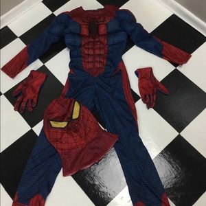Spider-Man costume size 6 boys.
